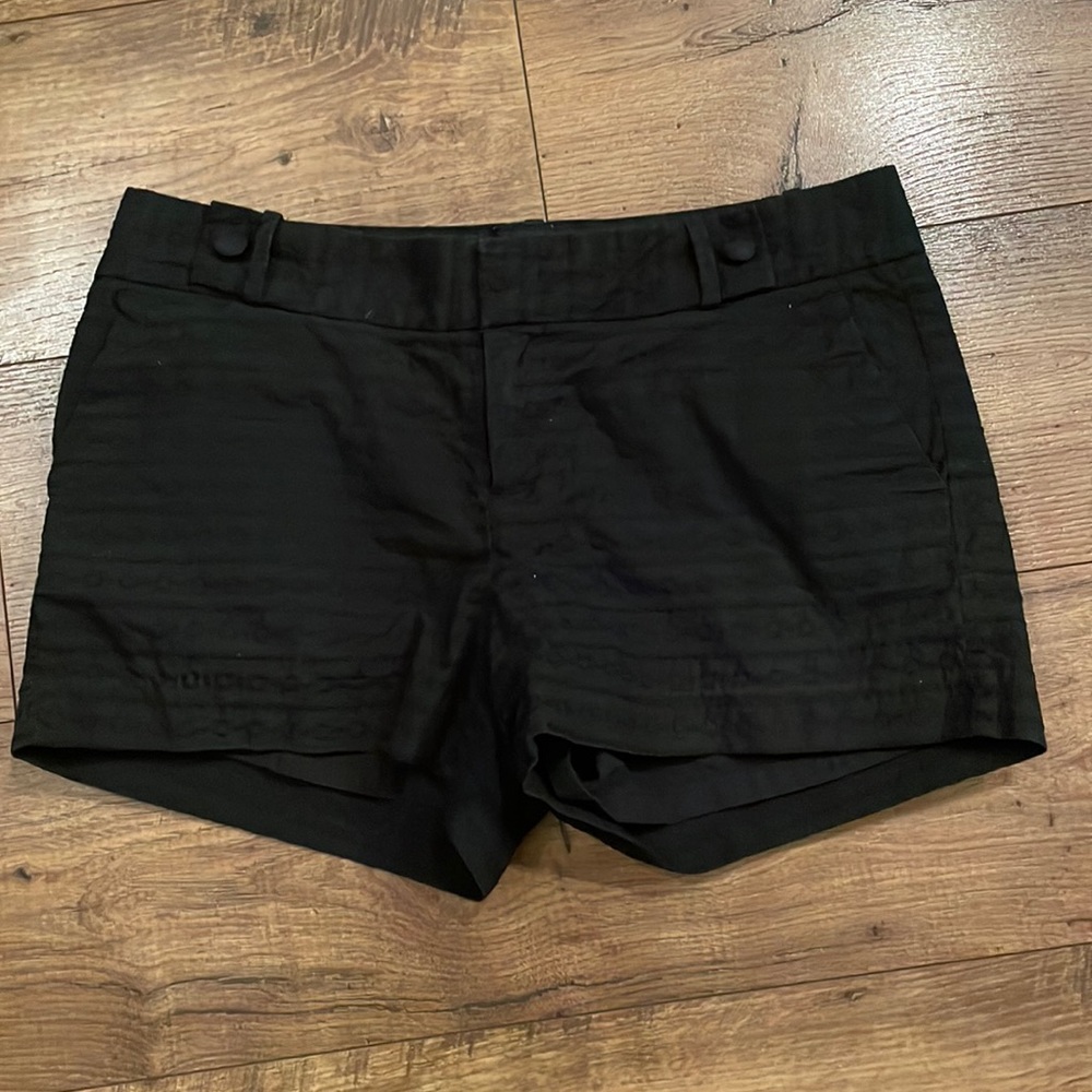 Women’s banana republic black shorts in great shape